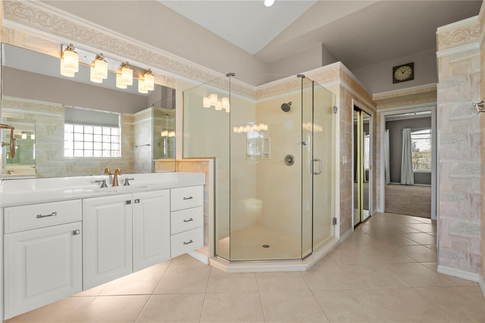 KENSINGTON PARK - Residential