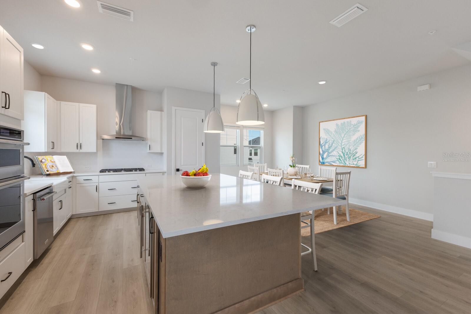 EMERALD LNDG/WATERSIDE - Residential