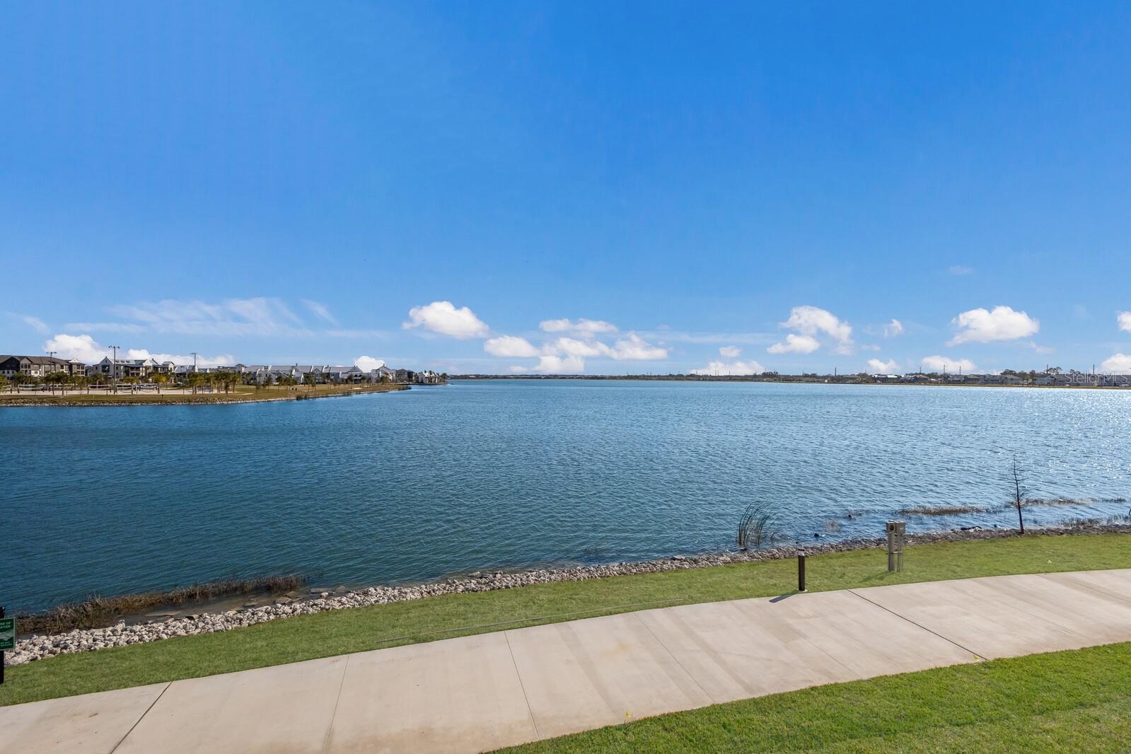 EMERALD LNDG/WATERSIDE - Residential