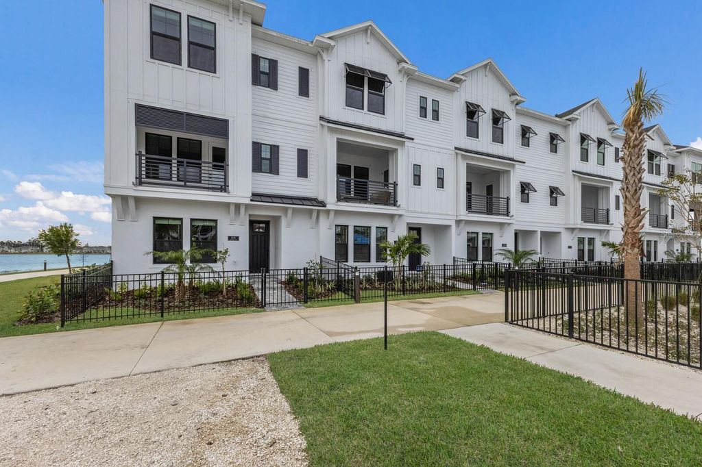 Photo of 7420 Newham Lane, Sarasota, FL 34240 (MLS # A4680616)