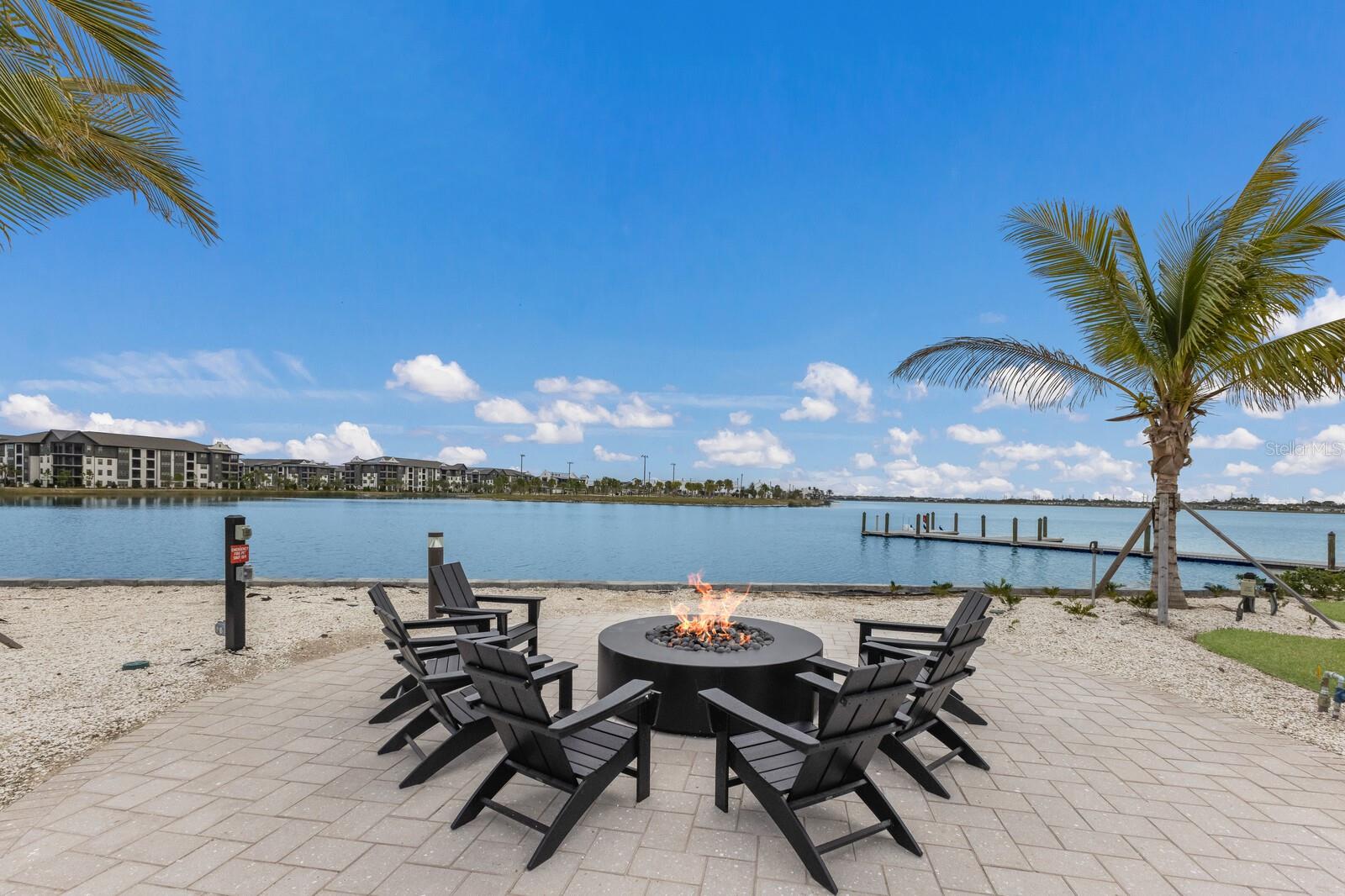 EMERALD LNDG/WATERSIDE - Residential