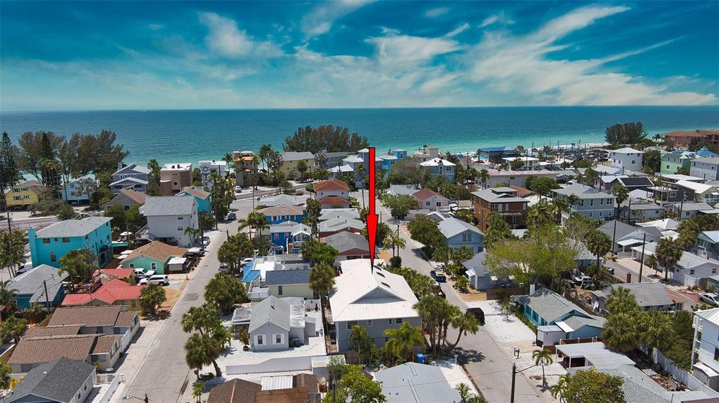 Photo of 131 E Bay Drive, Treasure Island, FL 33706 (MLS # U8242321)