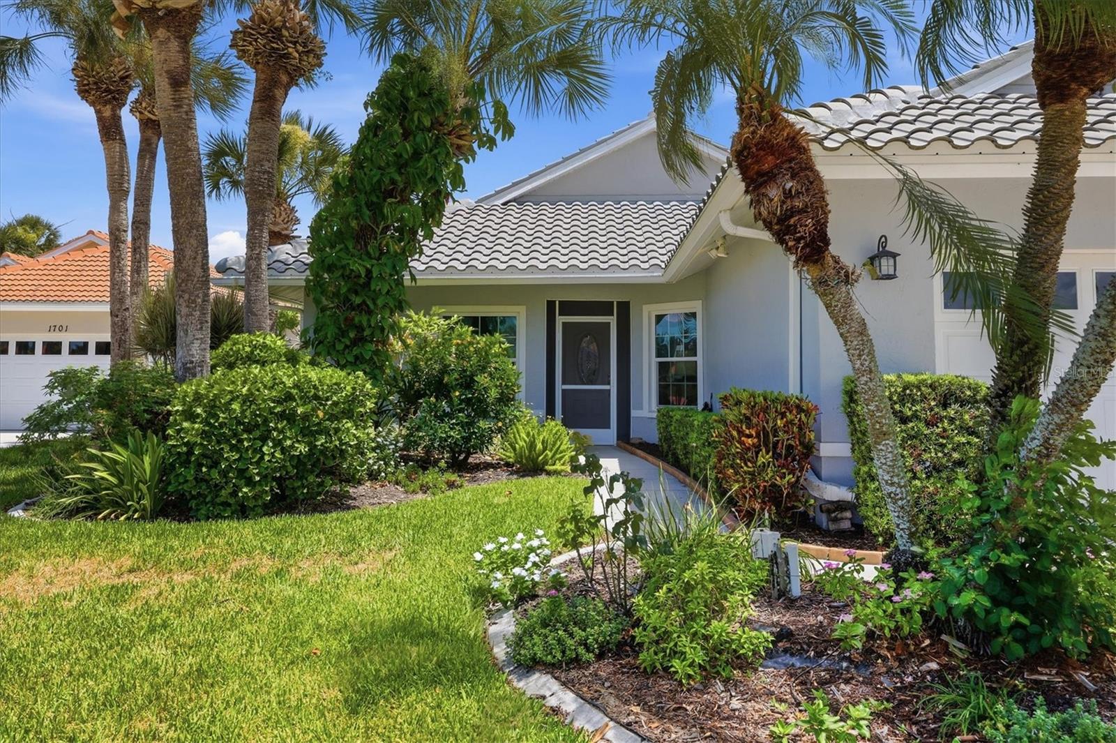 Search Properties for Sale 3 1703 MOON DRIVE