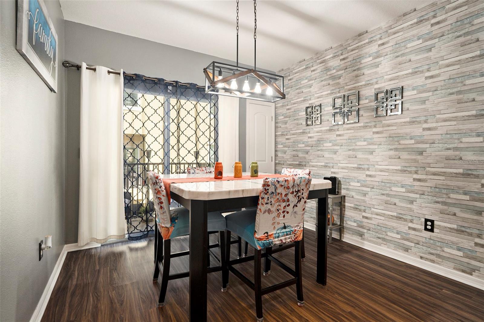 SEA FOREST BEACH CLUB - Residential