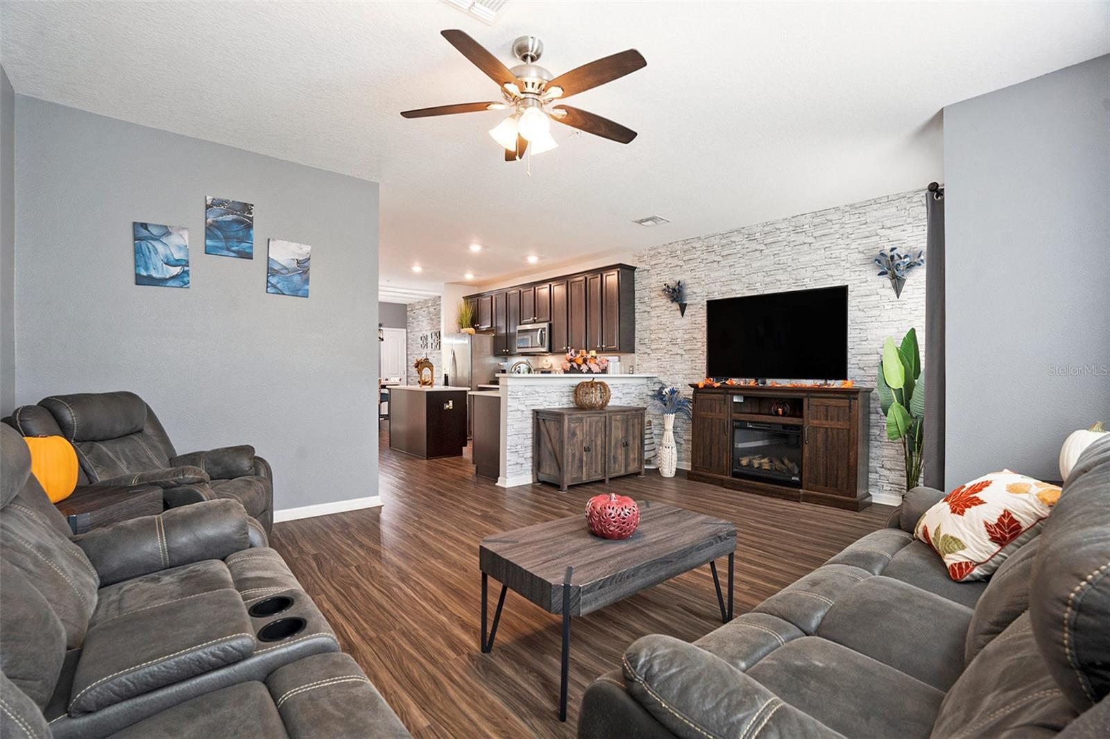 SEA FOREST BEACH CLUB - Residential