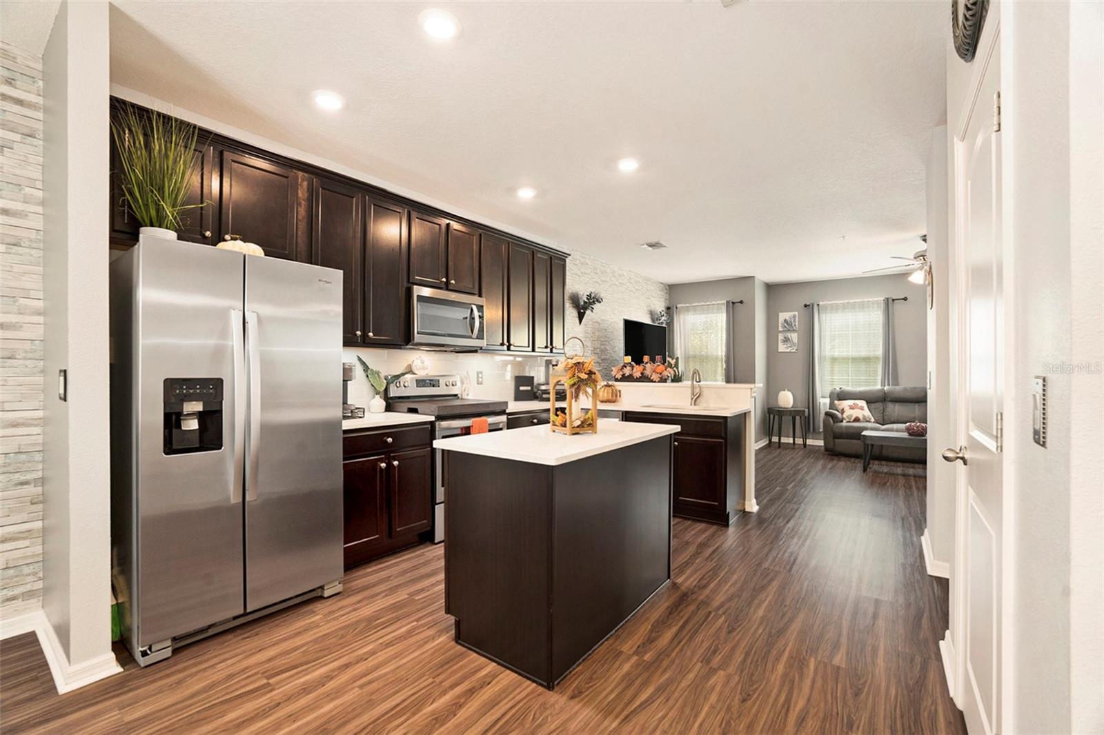 SEA FOREST BEACH CLUB - Residential