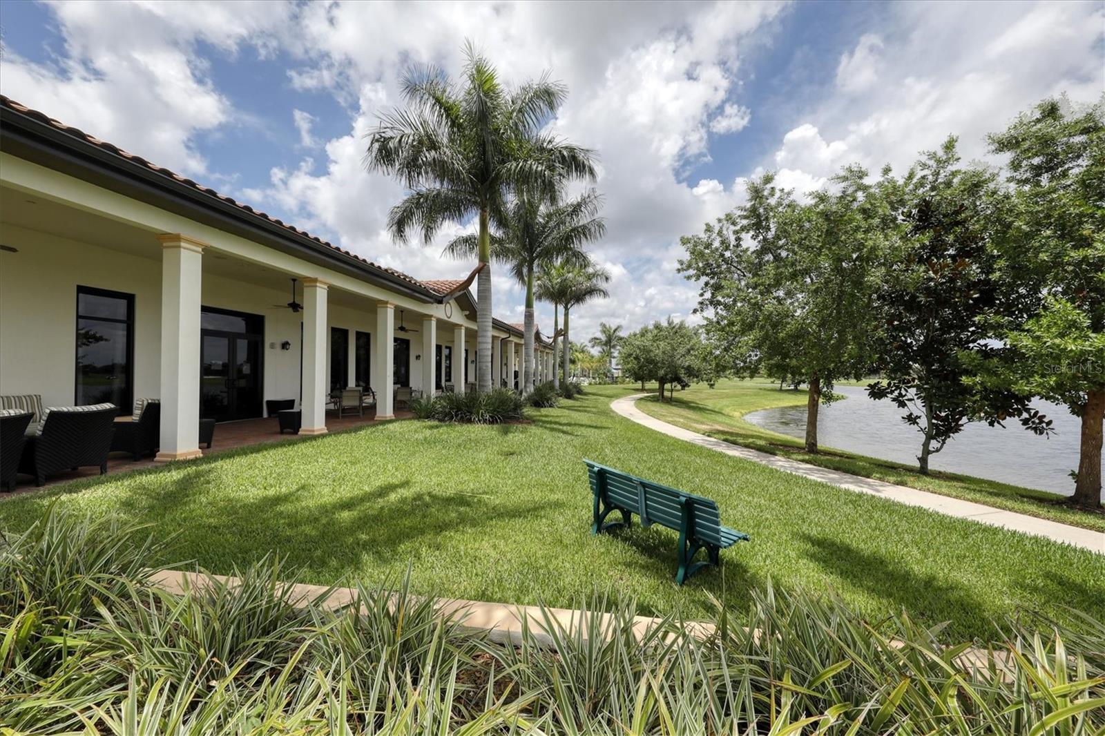 SARASOTA NATIONAL PH 13-B - Residential