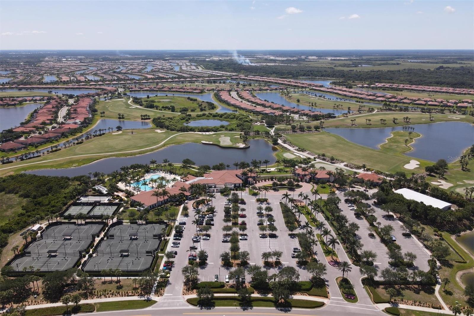 SARASOTA NATIONAL PH 13-B - Residential