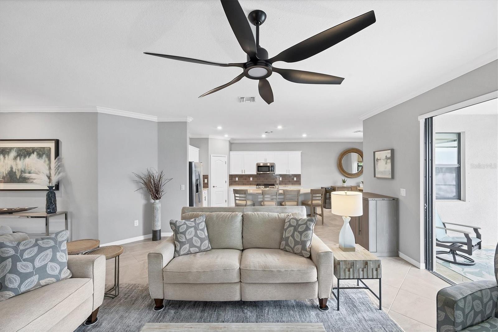 SARASOTA NATIONAL PH 13-B - Residential