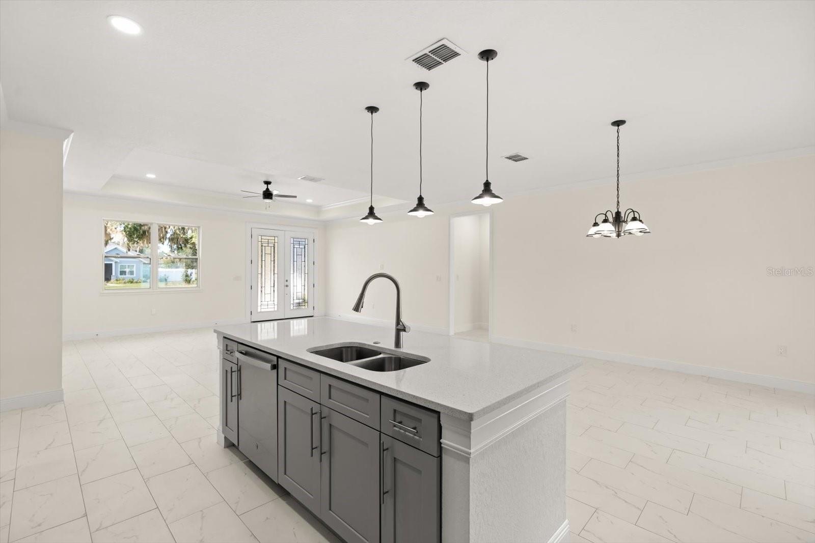 LEESBURG MAJESTIC OAKS SHORES - Residential