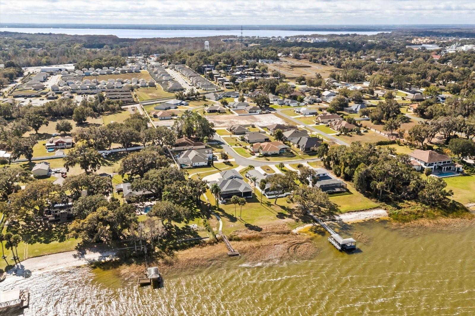 LEESBURG MAJESTIC OAKS SHORES - Residential