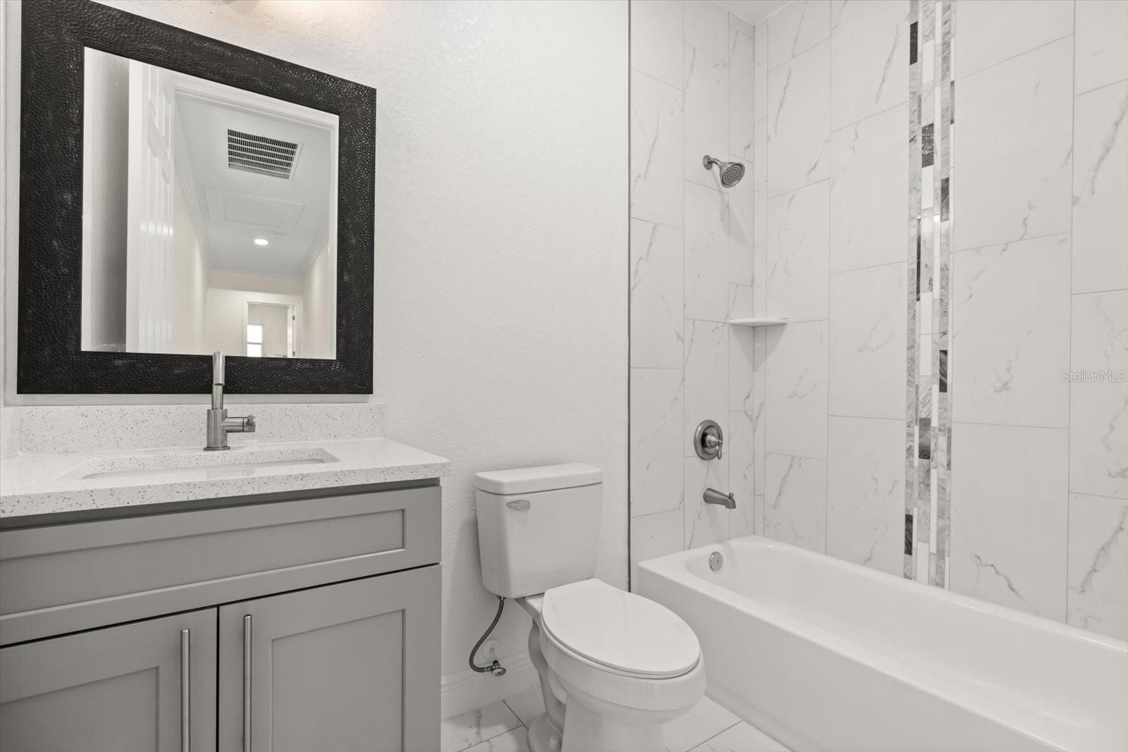 LEESBURG MAJESTIC OAKS SHORES - Residential