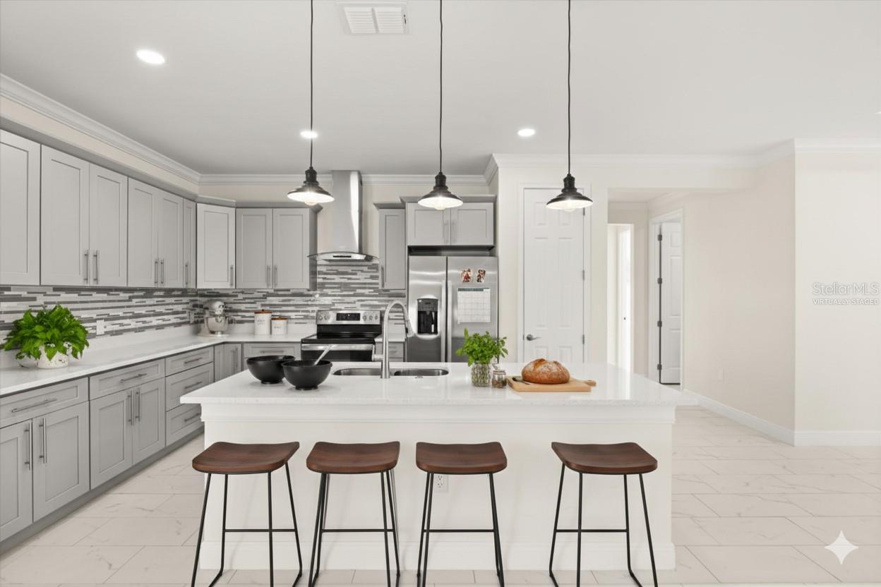 LEESBURG MAJESTIC OAKS SHORES - Residential