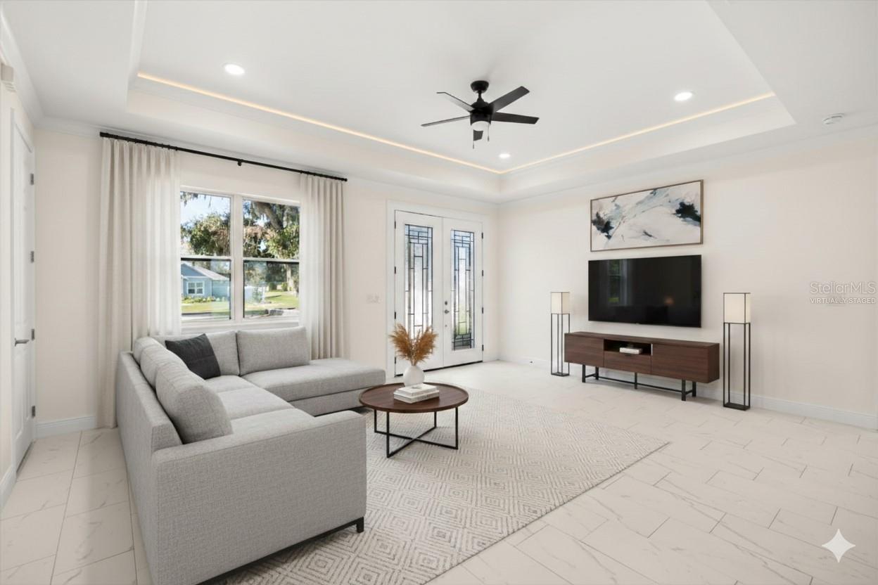 LEESBURG MAJESTIC OAKS SHORES - Residential