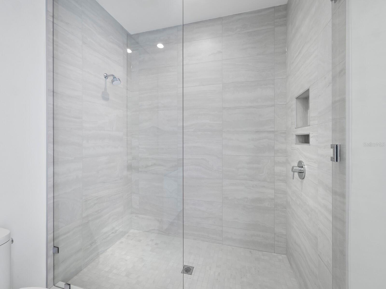 BAYSO SARASOTA - Residential