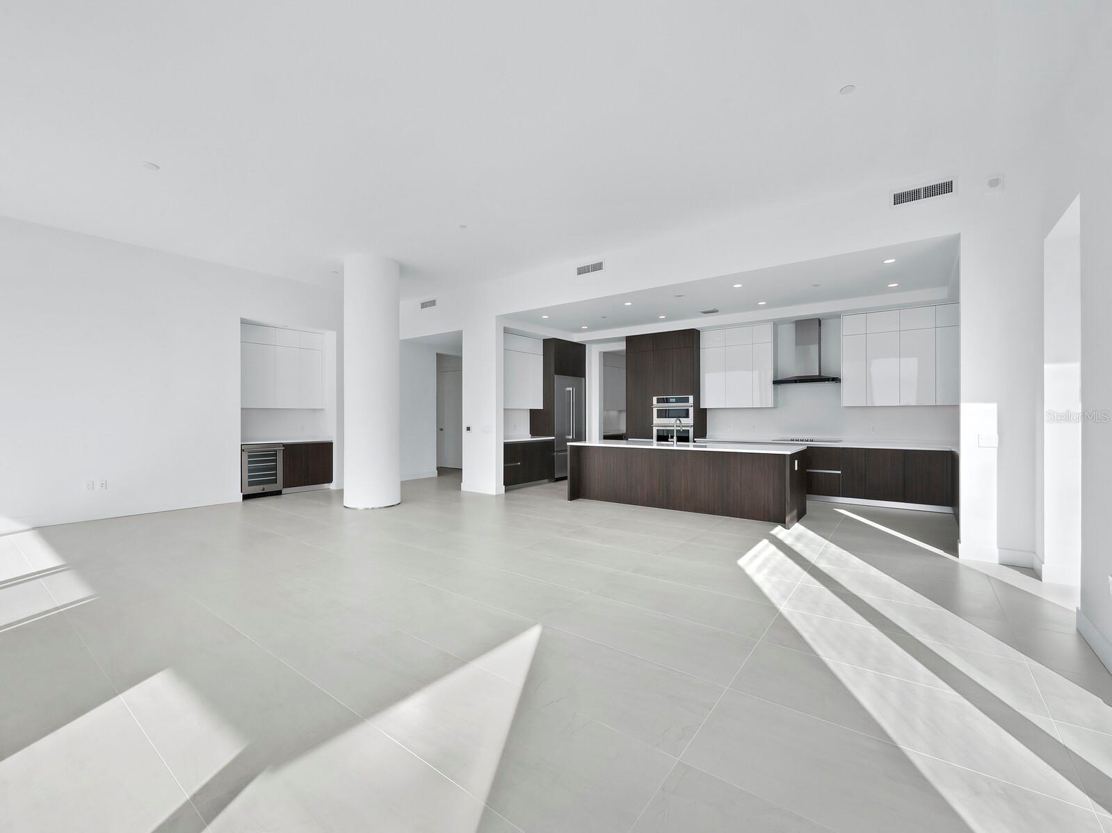 BAYSO SARASOTA - Residential