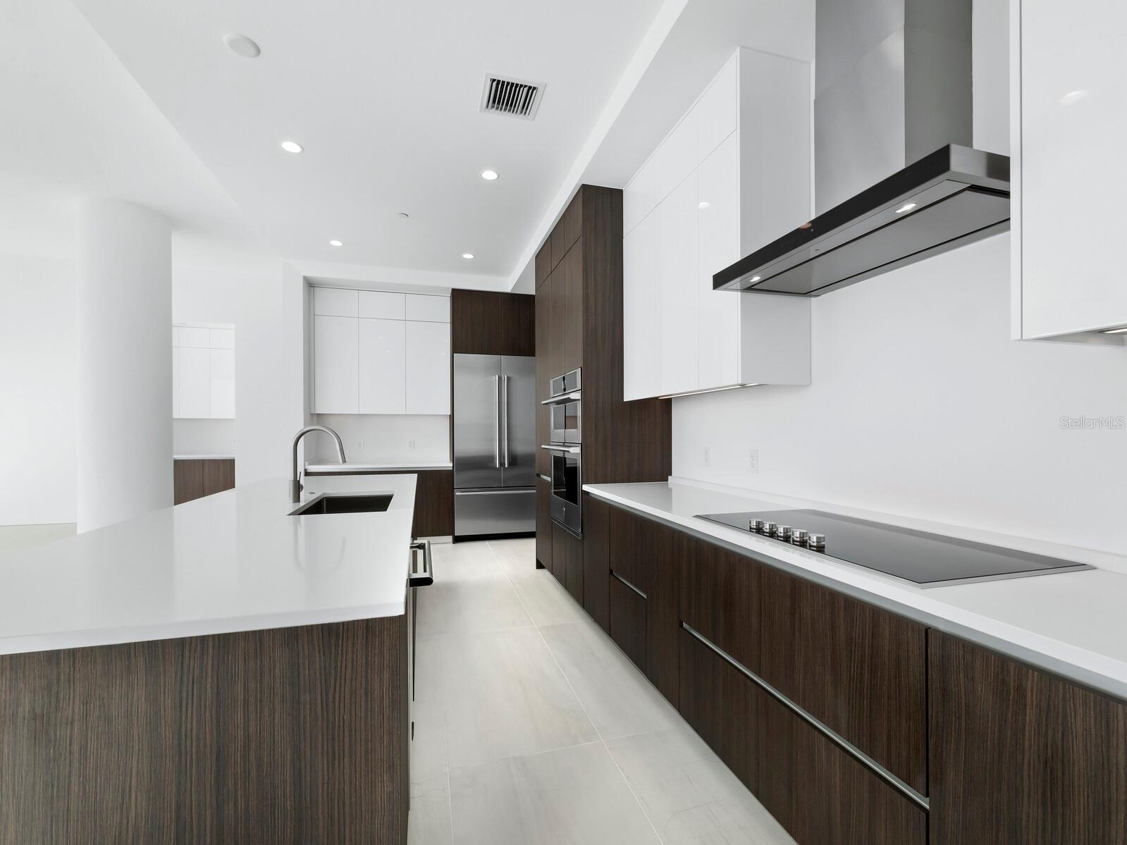 BAYSO SARASOTA - Residential