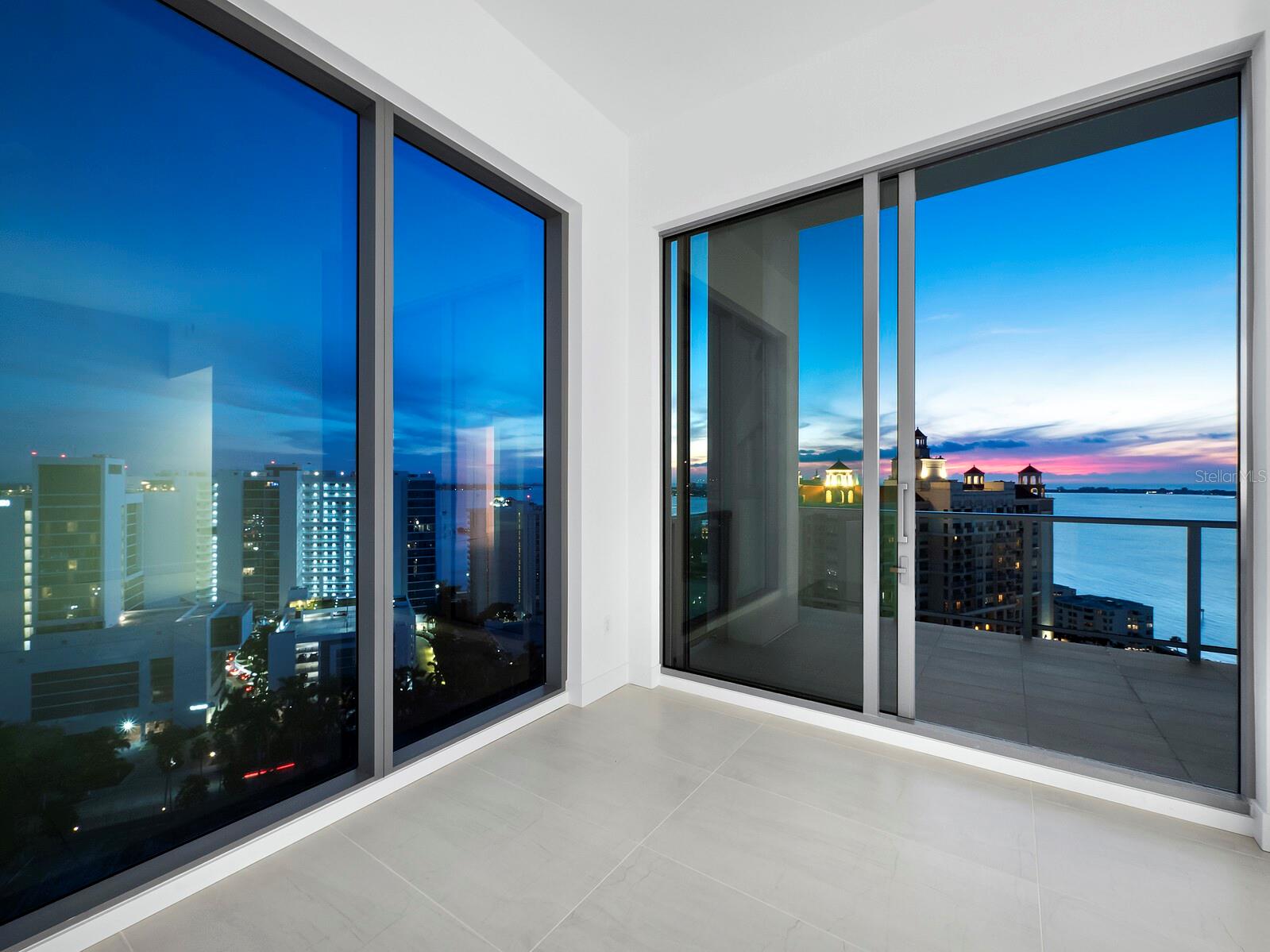 BAYSO SARASOTA - Residential