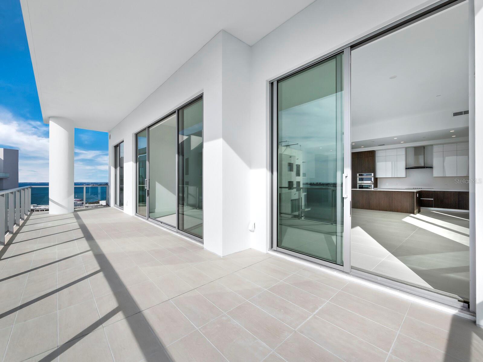 BAYSO SARASOTA - Residential