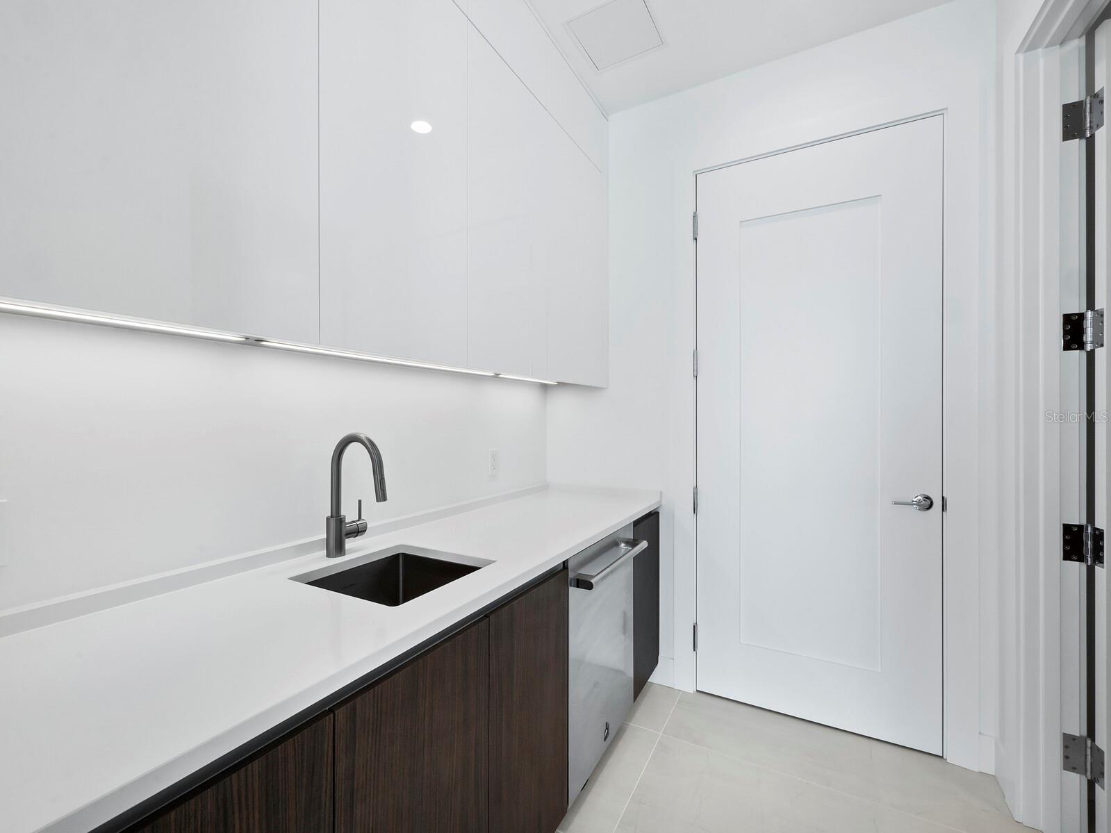 BAYSO SARASOTA - Residential