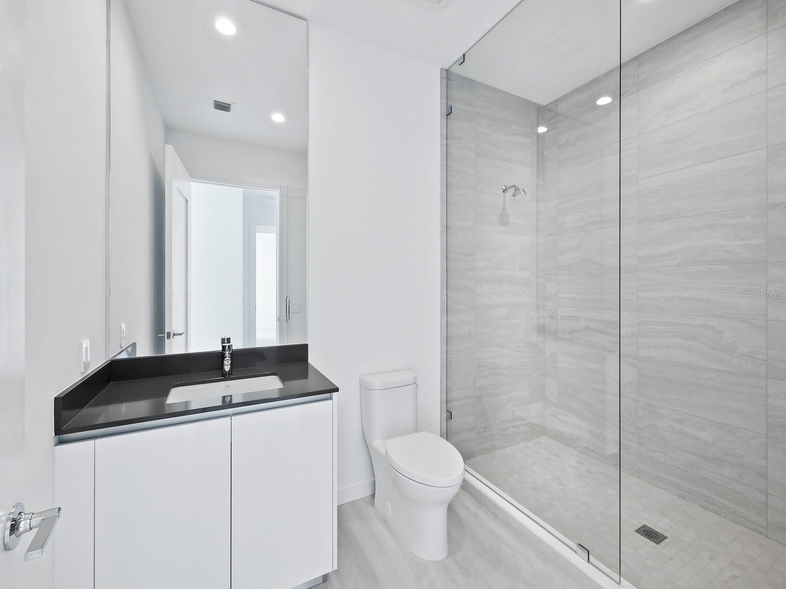 BAYSO SARASOTA - Residential