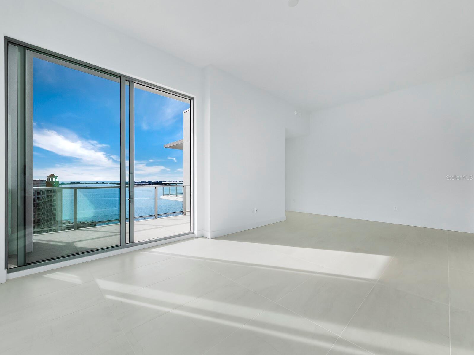 BAYSO SARASOTA - Residential