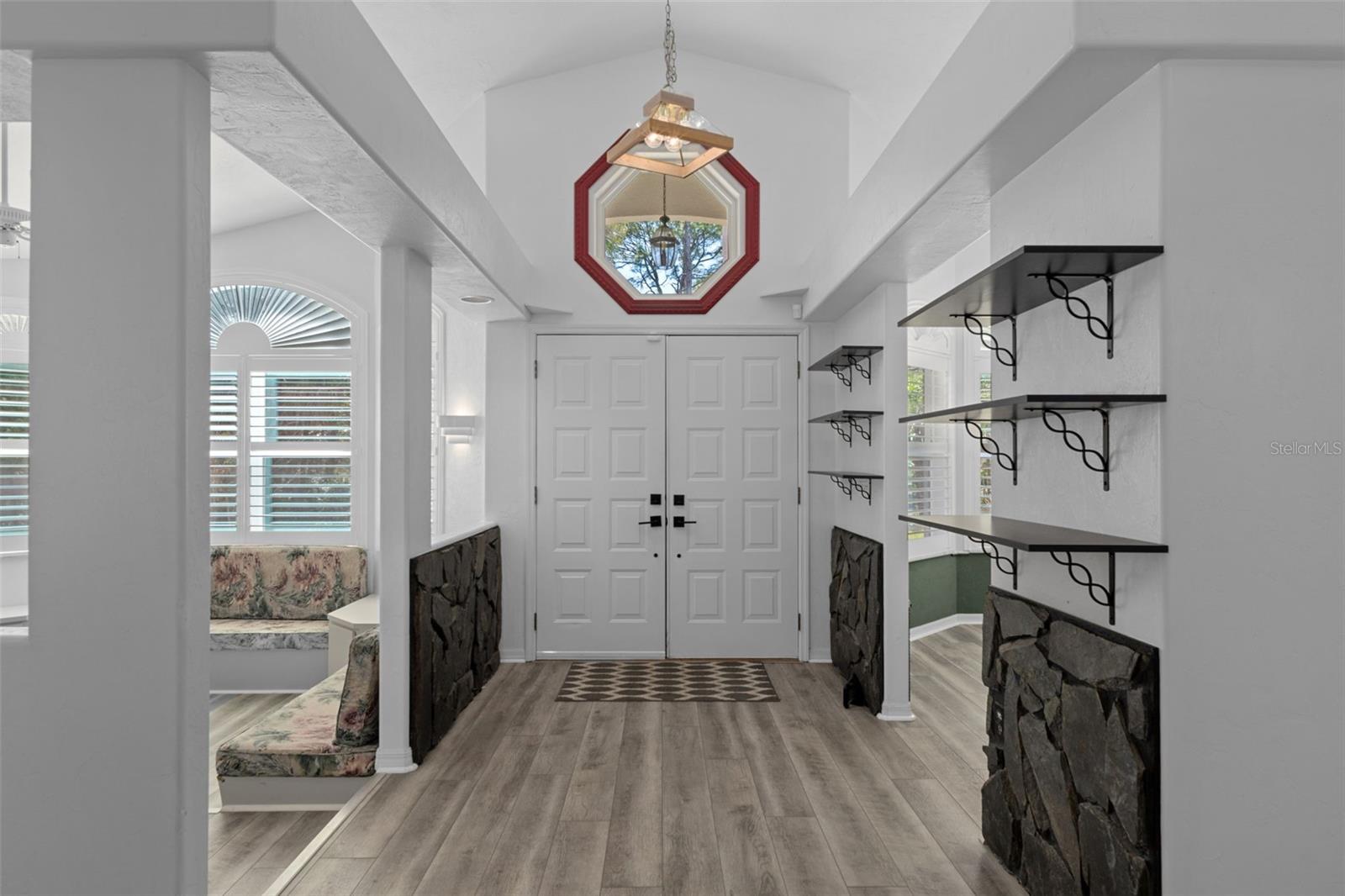 CAPTAINS COVE - Residential