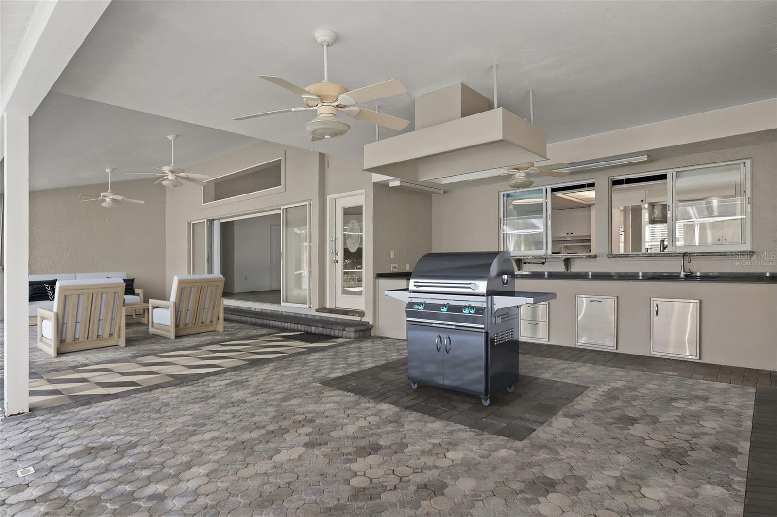 CAPTAINS COVE - Residential