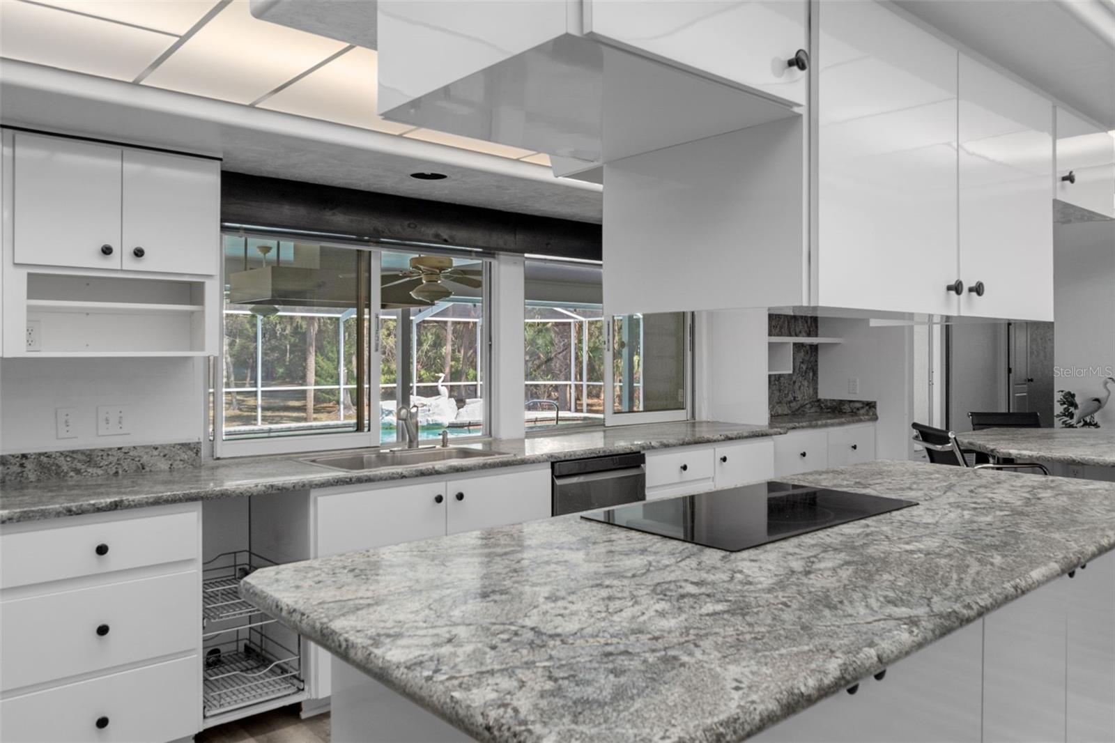 CAPTAINS COVE - Residential