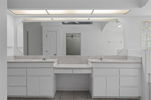 Tiny photo for 35 Captains Cove Road, Inglis, FL 34449 (MLS # W7883504)