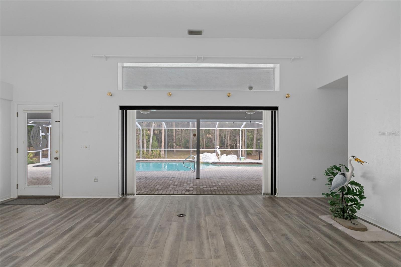 CAPTAINS COVE - Residential