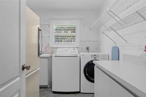 Tiny photo for 35 Captains Cove Road, Inglis, FL 34449 (MLS # W7883504)