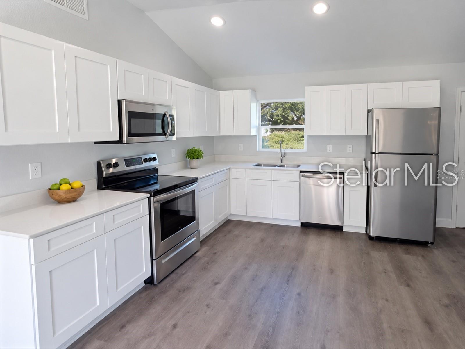 134 DOGWOOD DRIVE CIRCLE
