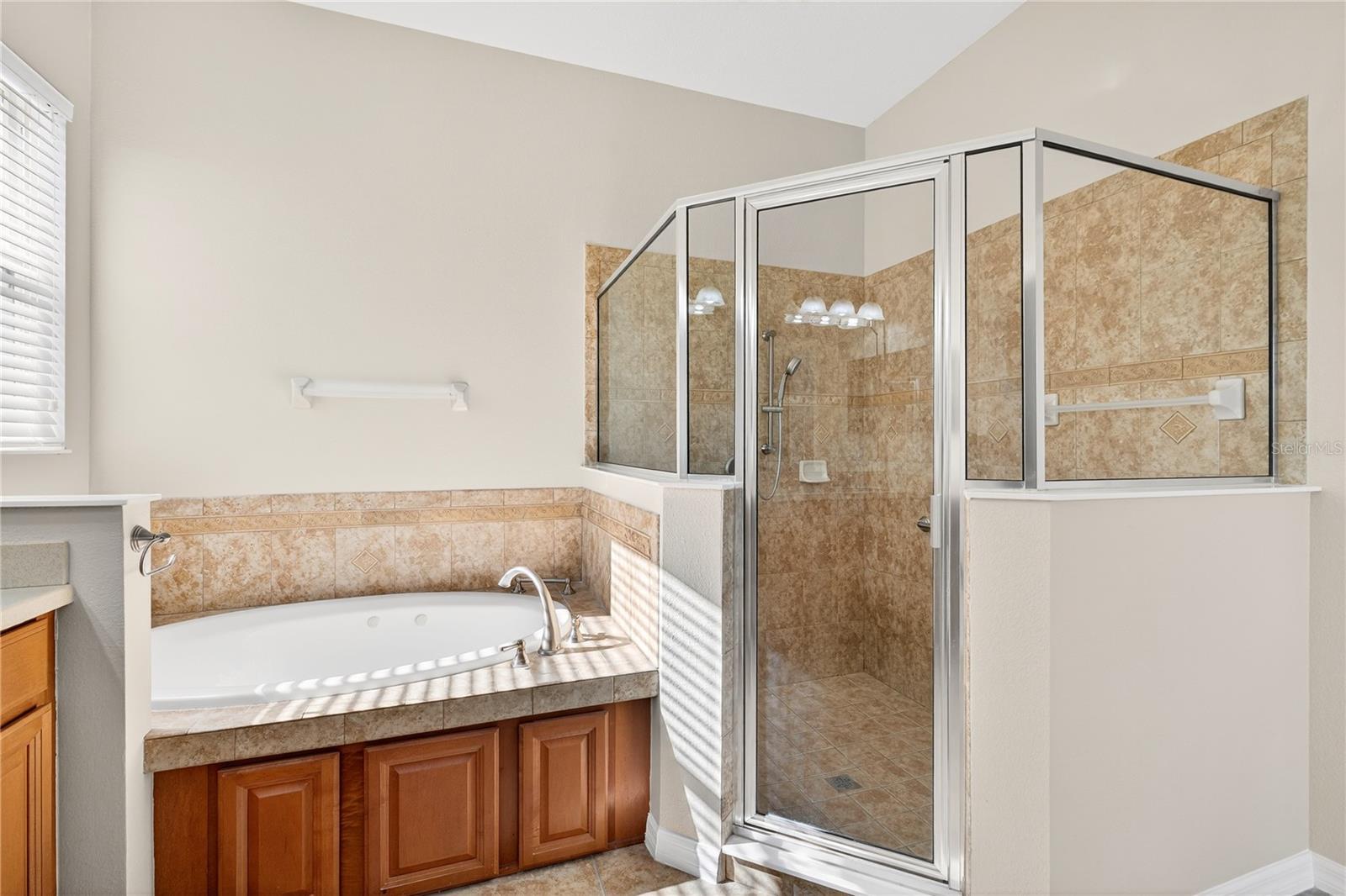 STONEYBROOK HILLS 18 - Residential