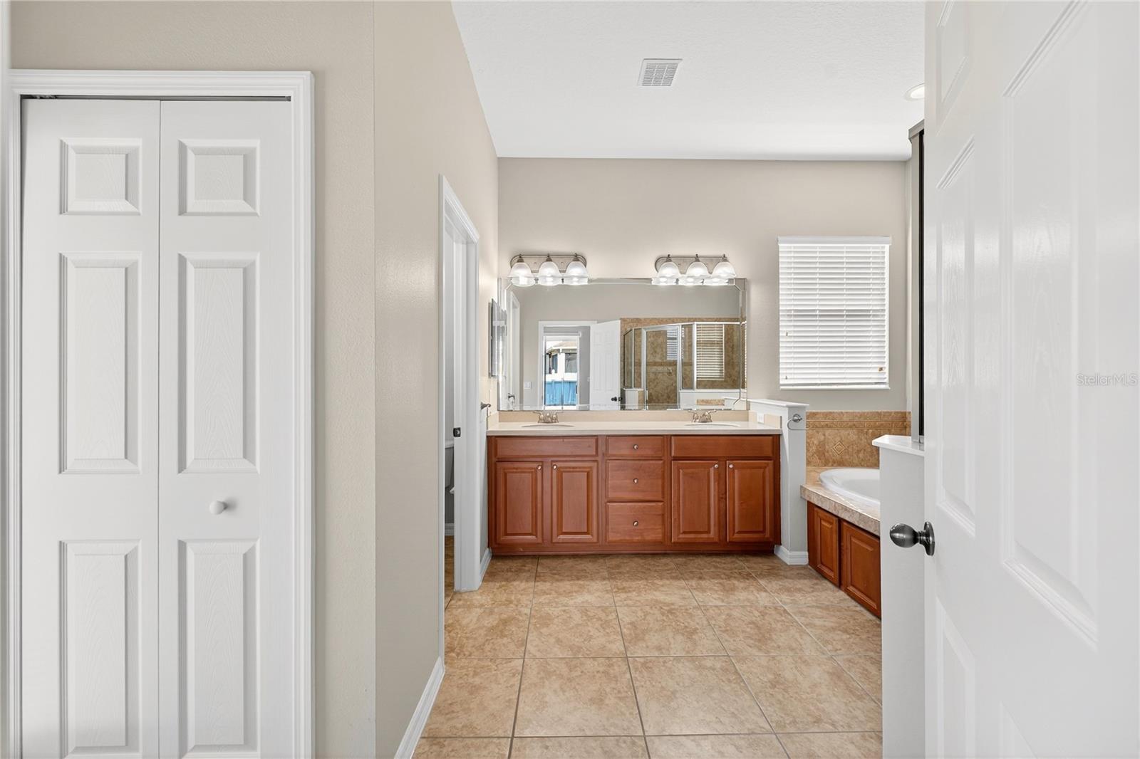 STONEYBROOK HILLS 18 - Residential