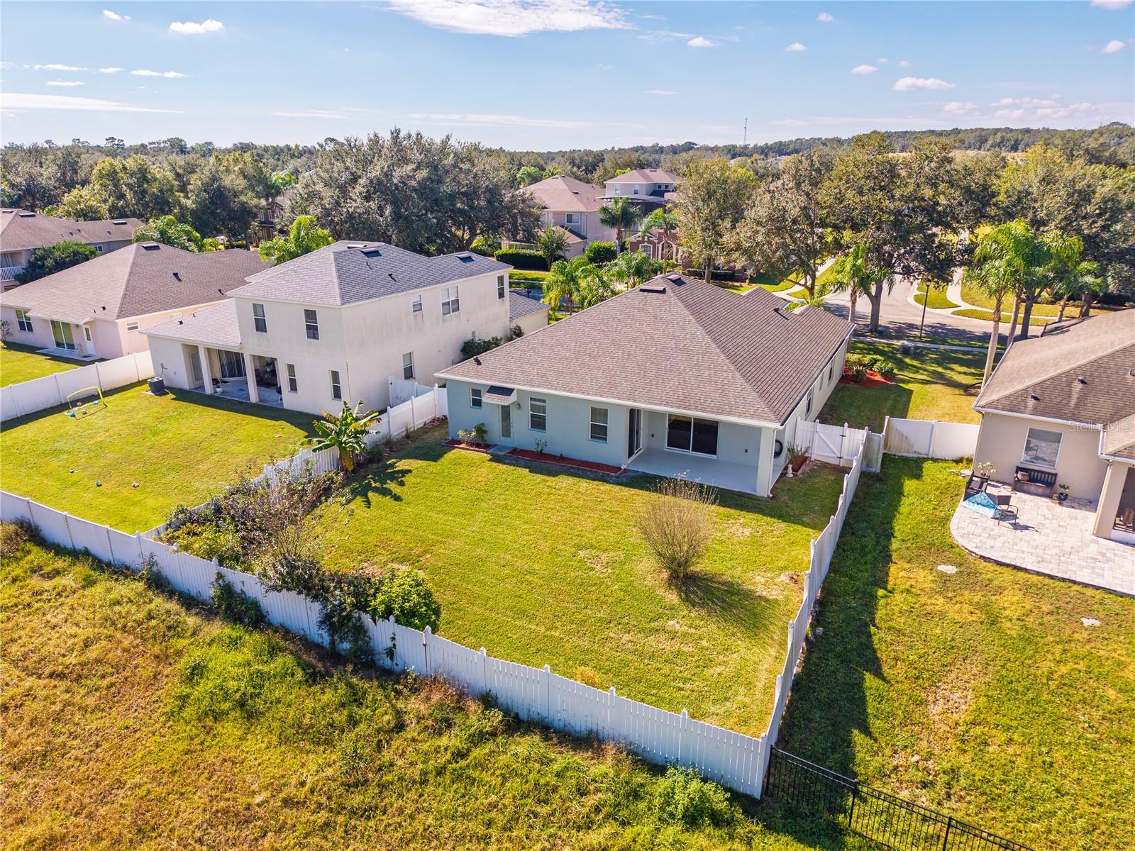 STONEYBROOK HILLS 18 - Residential