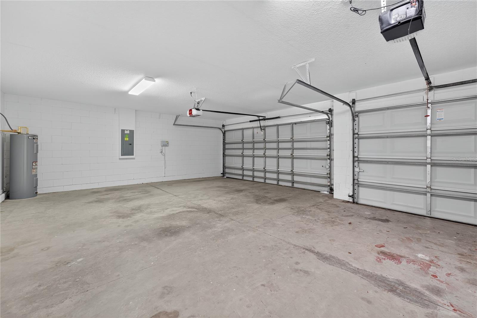 STONEYBROOK HILLS 18 - Residential