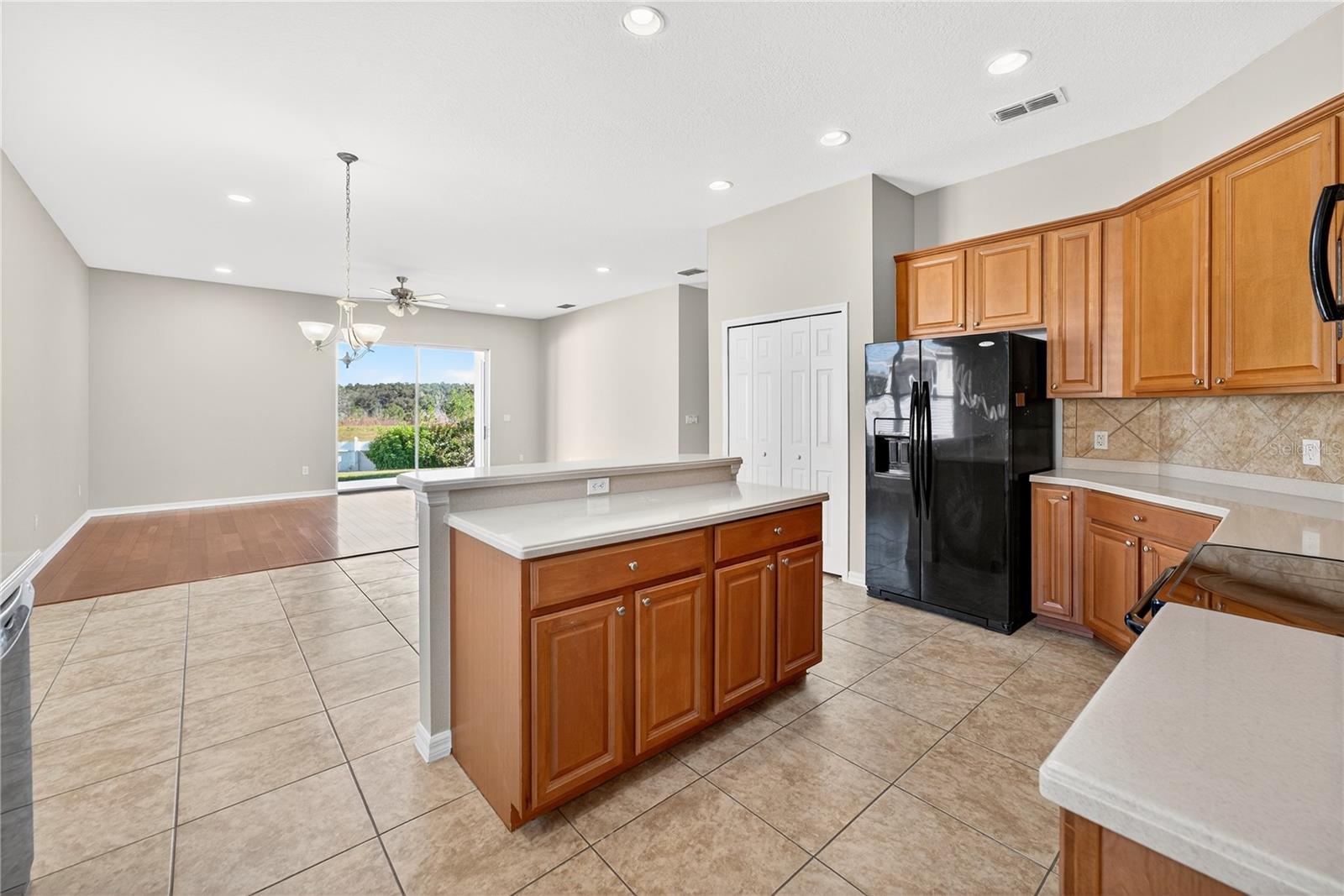 STONEYBROOK HILLS 18 - Residential