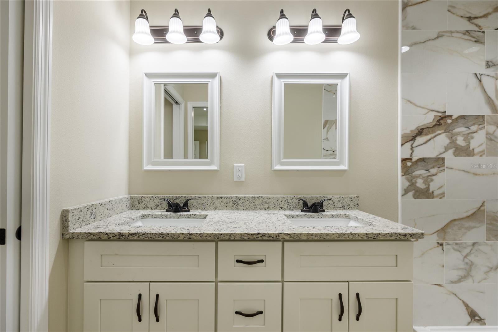 WILLISTON HYLNDS GOLF & C CLUB ESTATE - Residential