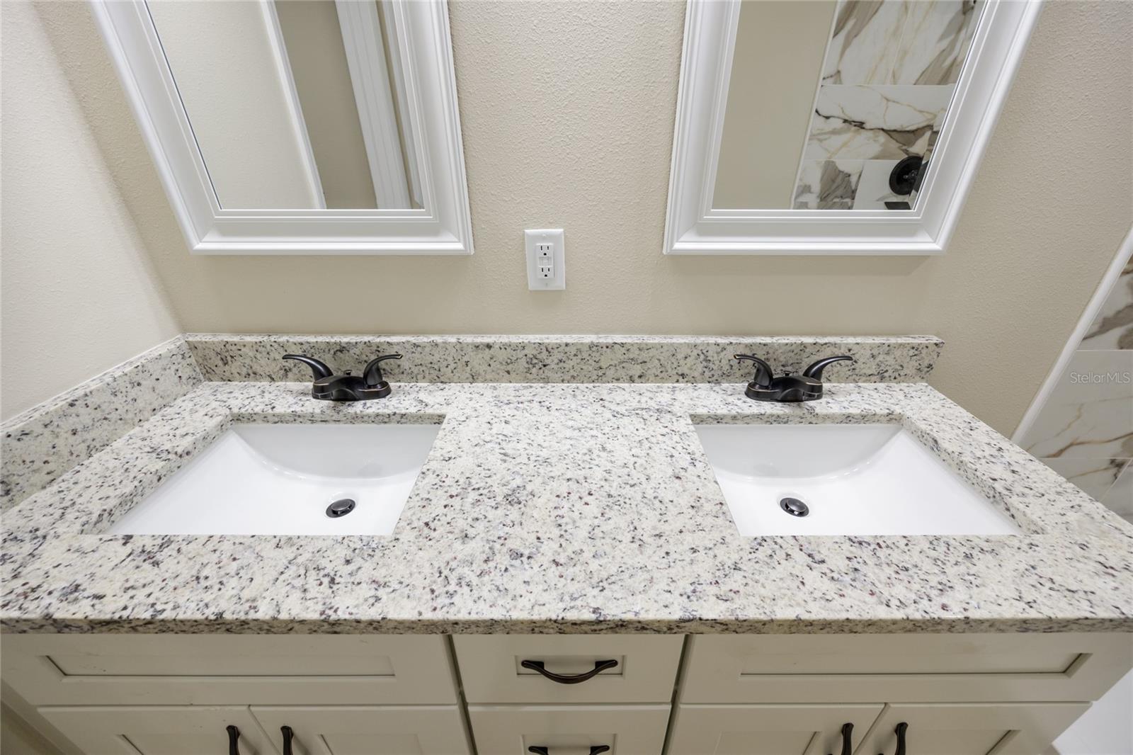 WILLISTON HYLNDS GOLF & C CLUB ESTATE - Residential