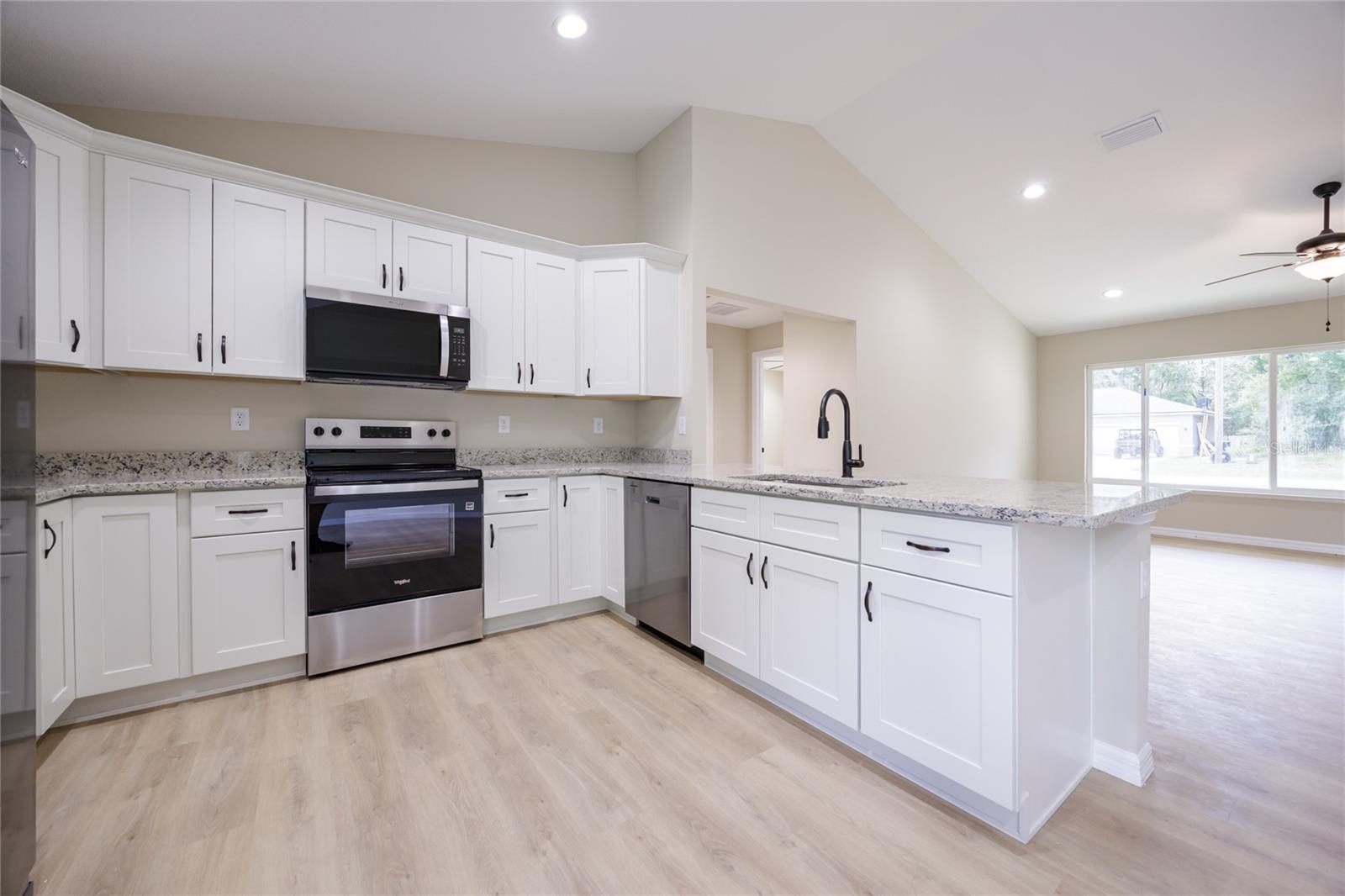 WILLISTON HYLNDS GOLF & C CLUB ESTATE - Residential