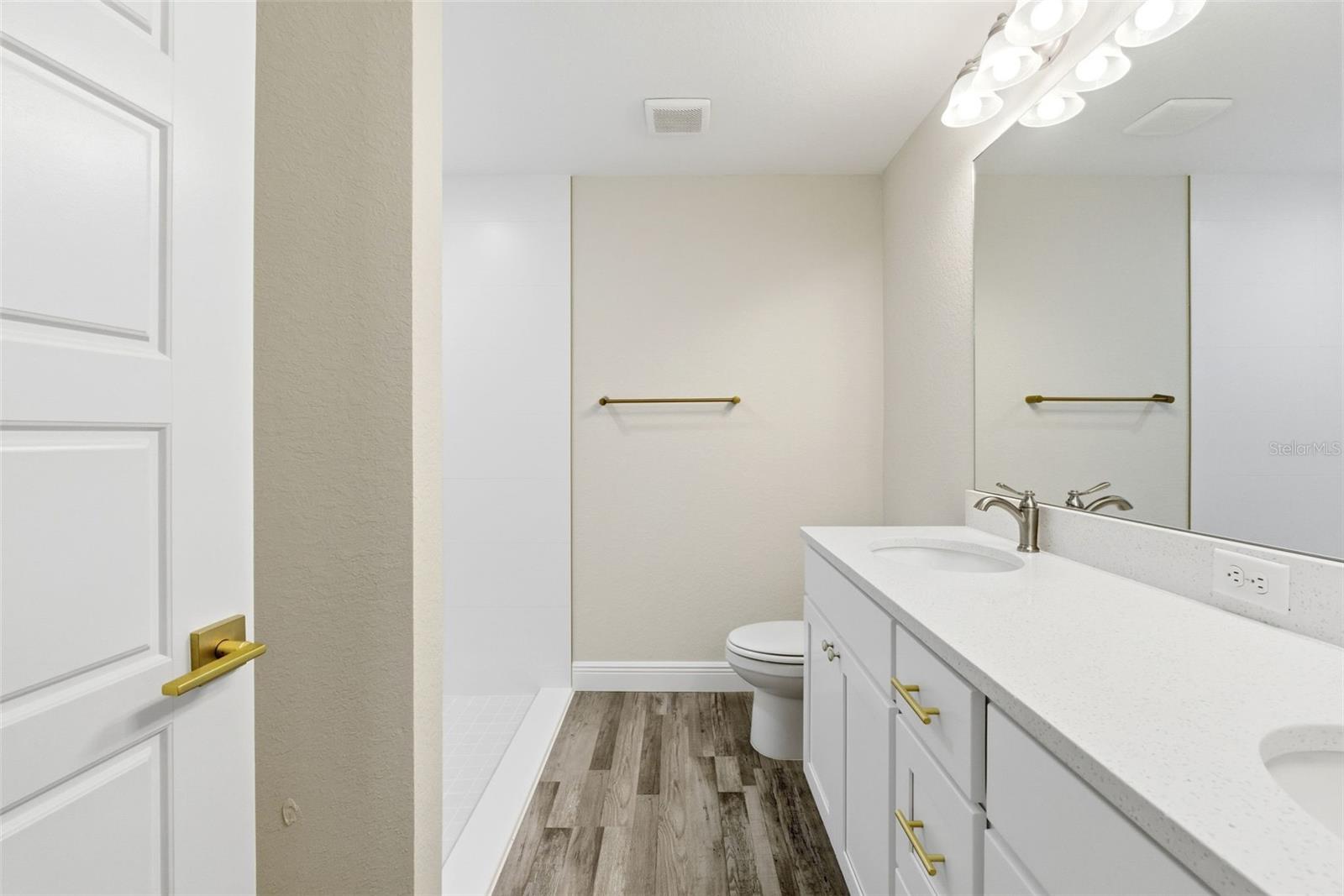 CITRUS SPGS UNIT 05 - Residential