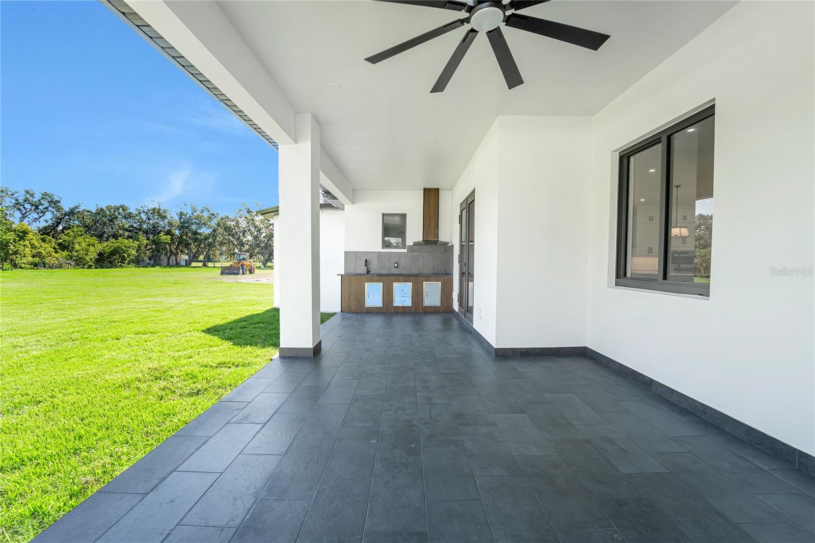 DOVER ESTATES - Residential