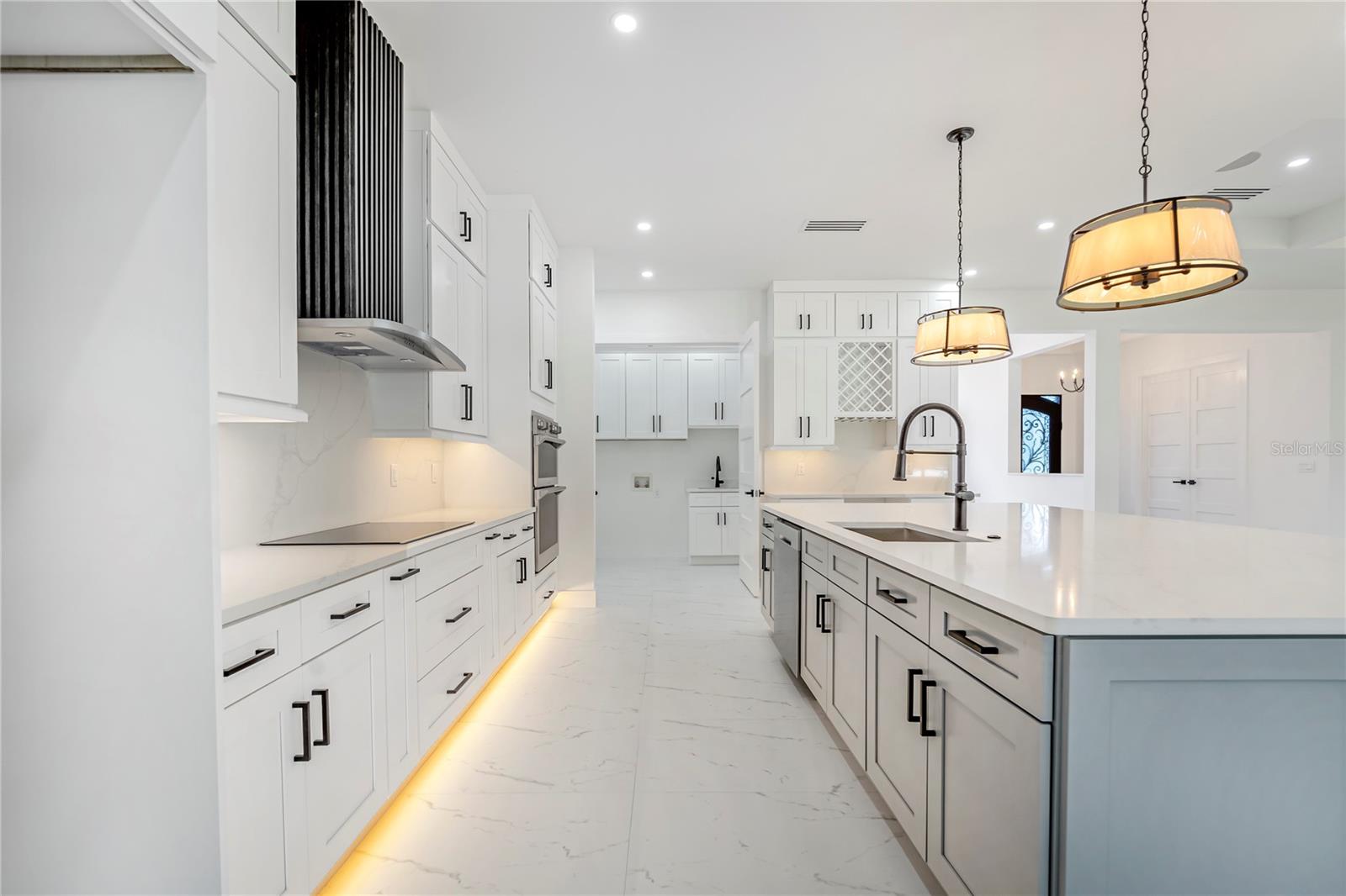 DOVER ESTATES - Residential