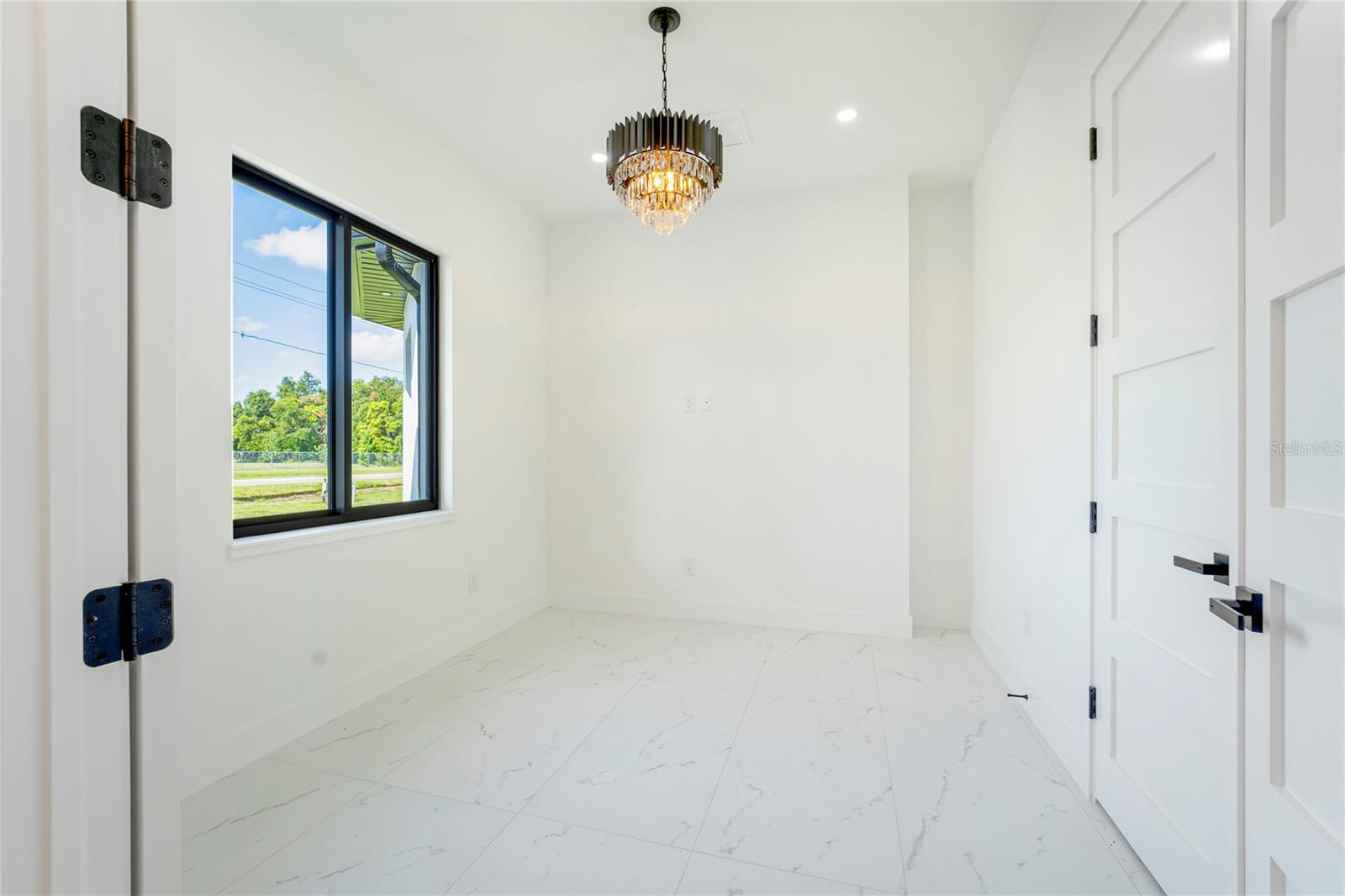 14080 SYDNEY ROAD