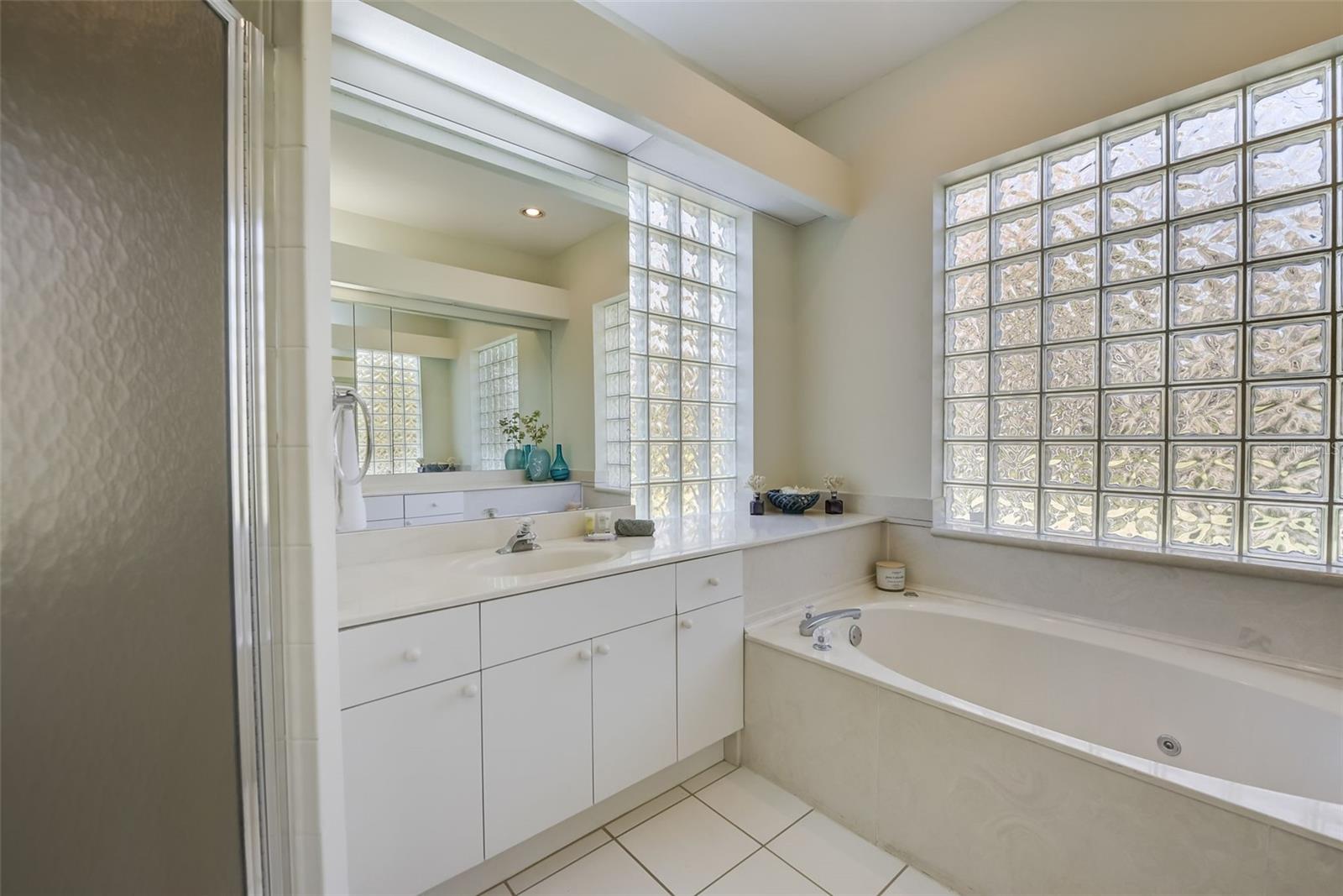 THE HIGHLANDS - Residential Lease