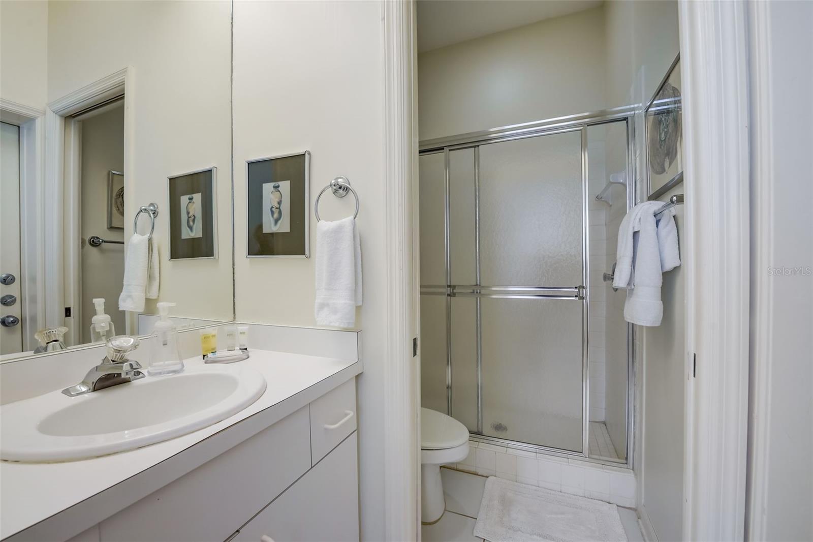 THE HIGHLANDS - Residential Lease