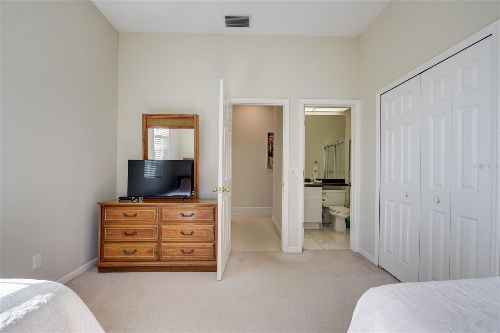 THE HIGHLANDS - Residential Lease