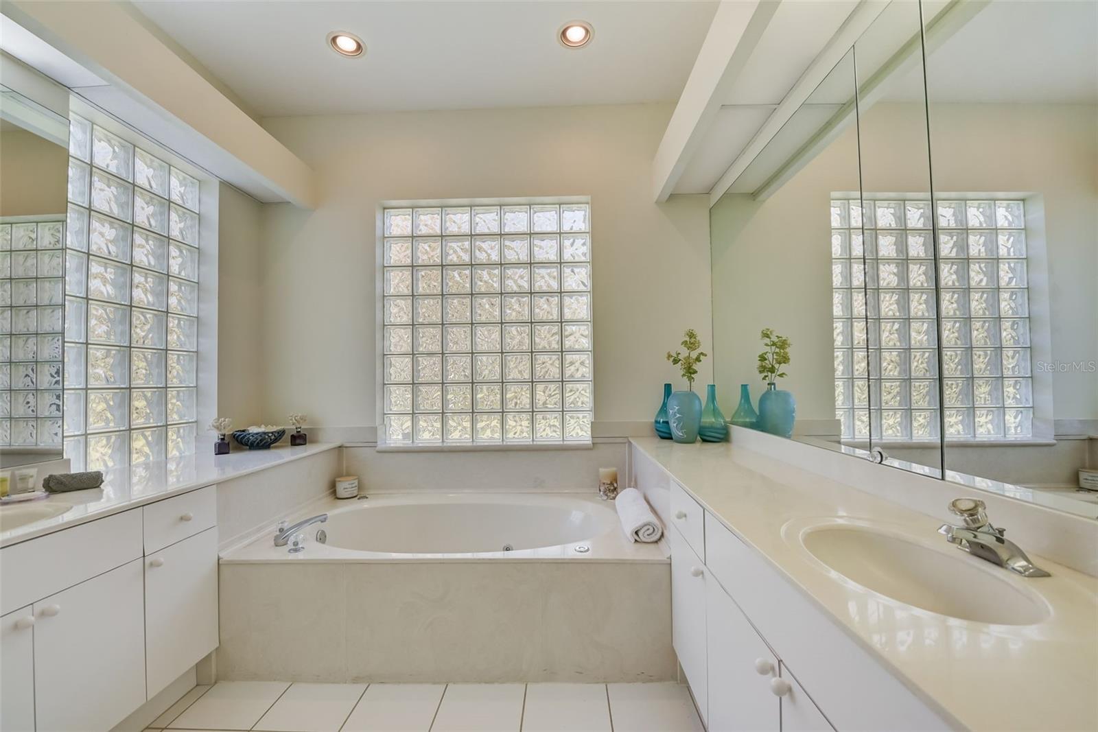 THE HIGHLANDS - Residential Lease