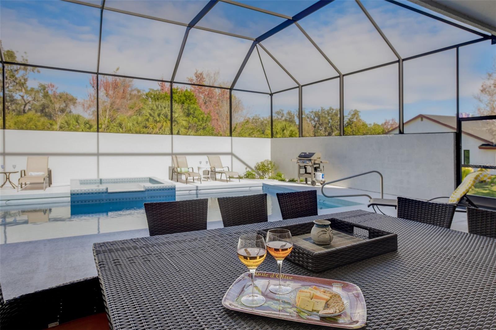 THE HIGHLANDS - Residential Lease